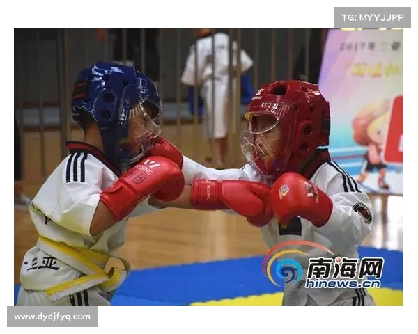 小拳王的挑战：拳击比赛中的激情碰撞与无限乐趣