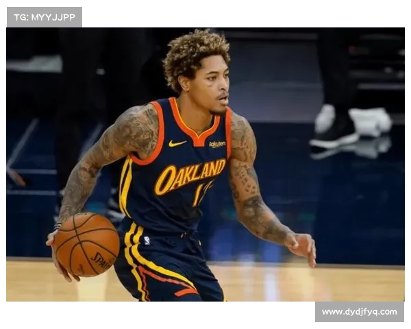 布克在高压时刻展现卓越心理素质分析与比赛表现背后的心态解读